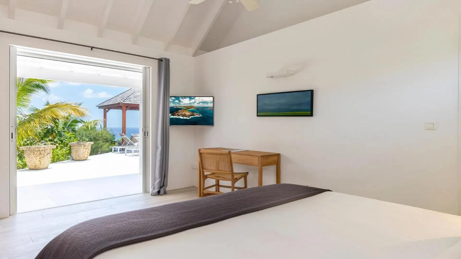 Villa With Wonderful Show Of The Infinite Ocean Marigot