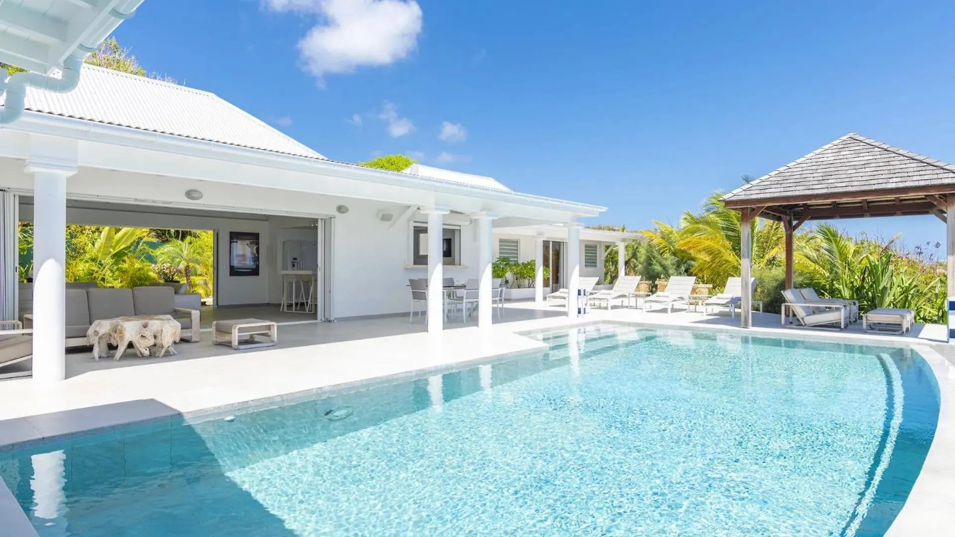 Villa With Wonderful Show Of The Infinite Ocean Marigot