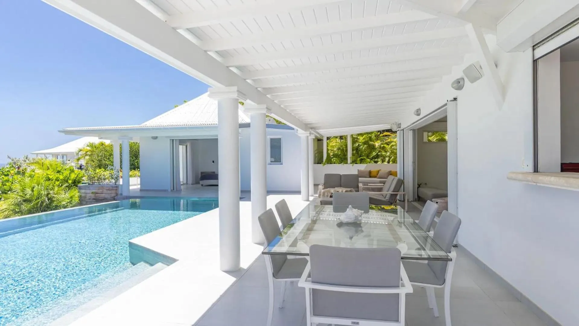 Villa With Wonderful Show Of The Infinite Ocean Marigot